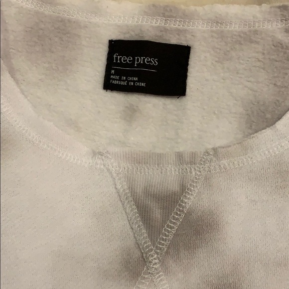 Free Press Oversized distressed sweater - Picture 2 of 3